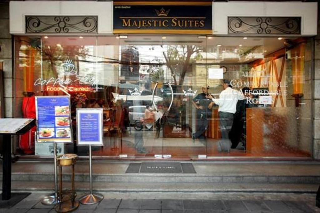 Majestic Suites Hotel Bangkok Exterior photo